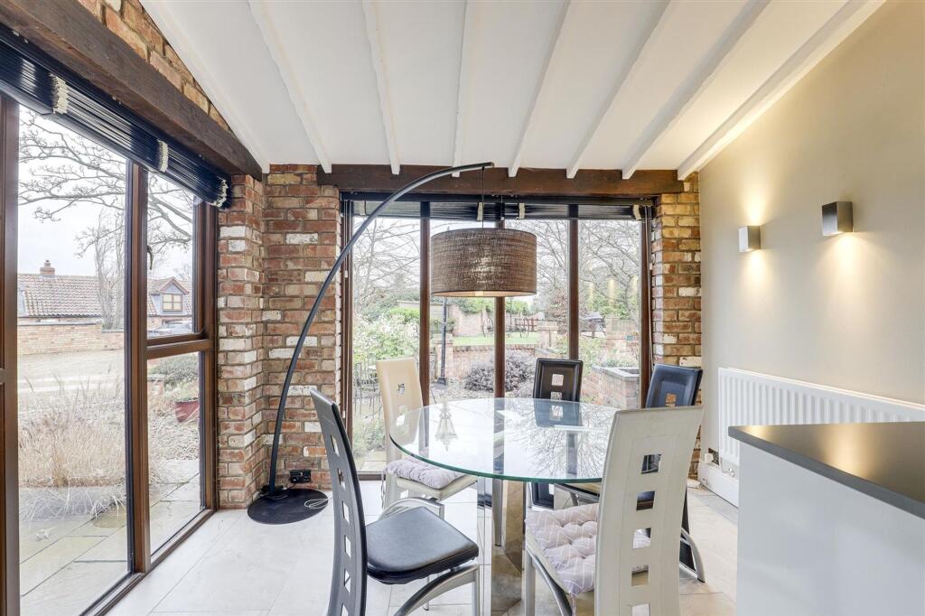 House in Nottingham, Tollerton - View 4