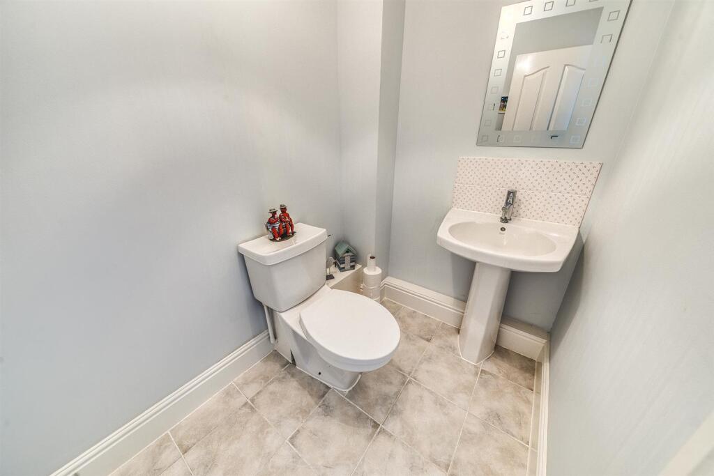 House in Derby, Heatherton - View 4
