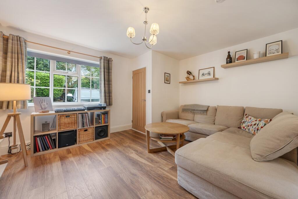 Bradford Road, Menston, Ilkley, West Yorkshire, LS29 photo 3