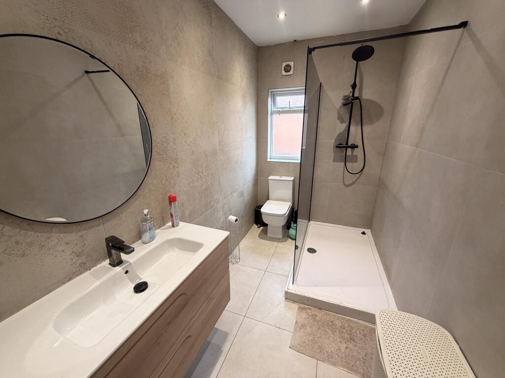 House in Sheffield - View 4