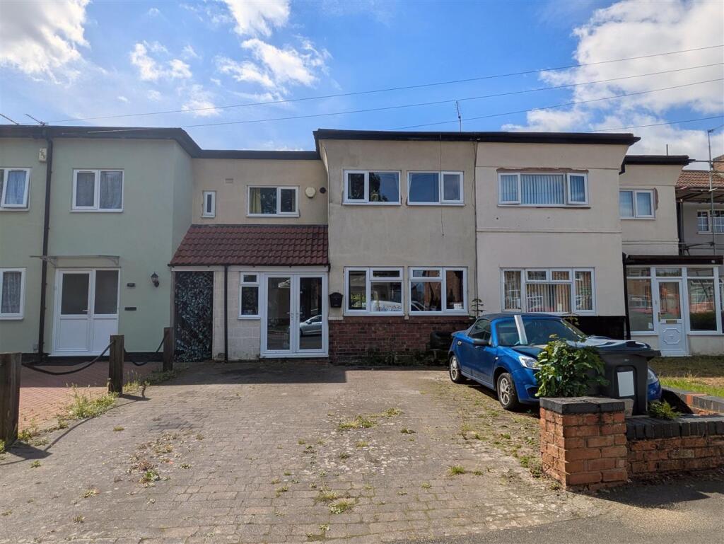Main image of property: Common Lane, Sheldon, Birmingham