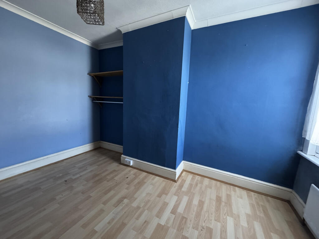 House in Gillingham, Sally Port Gardens - View 4