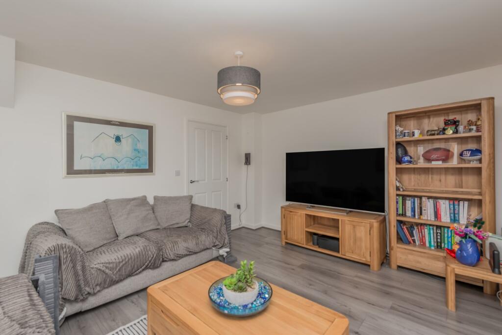 Additional image 5 of Poplars Park Road, Bradford, West Yorkshire, BD2