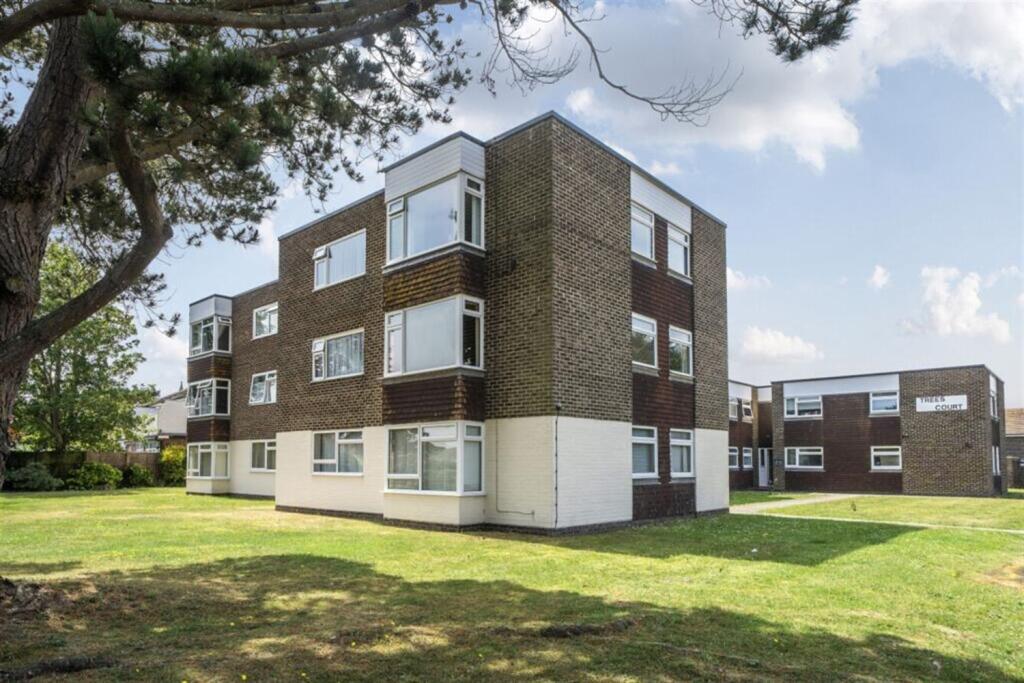 Main image of property: 27 Trees Court, St. Peters Crescent, Selsey, Chichester, PO20