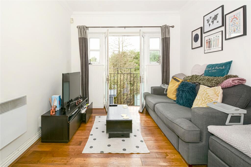 Main image of property: Roberts Road, Walthamstow, London, E17