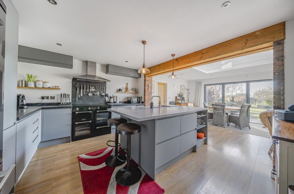 House in Taunton - View 2