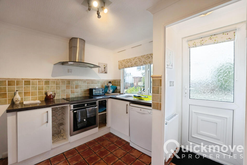 Frodsham, Cheshire, WA6 photo 4