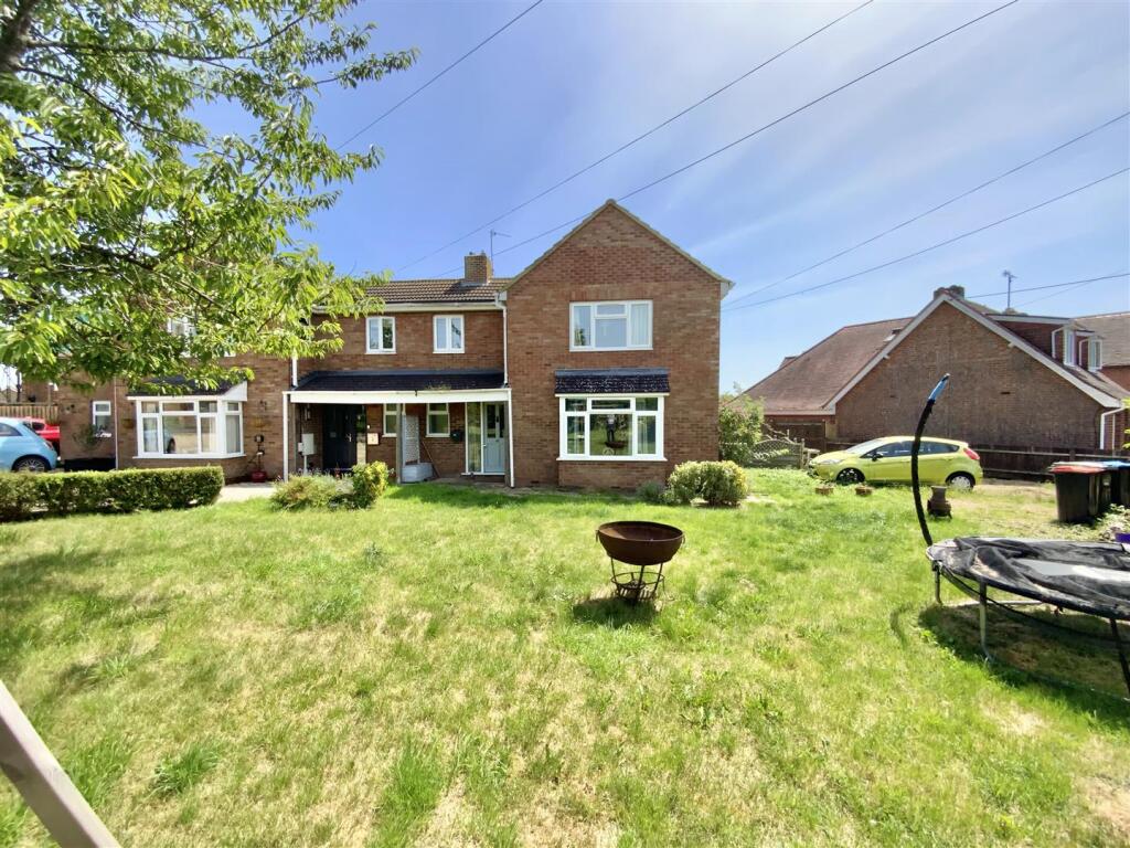 Main image of property: The Chequers, Castlethorpe, Milton Keynes