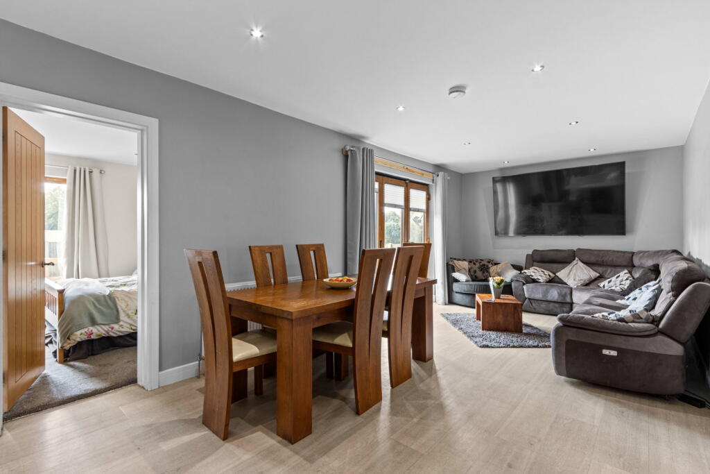 House in Leeds - View 5
