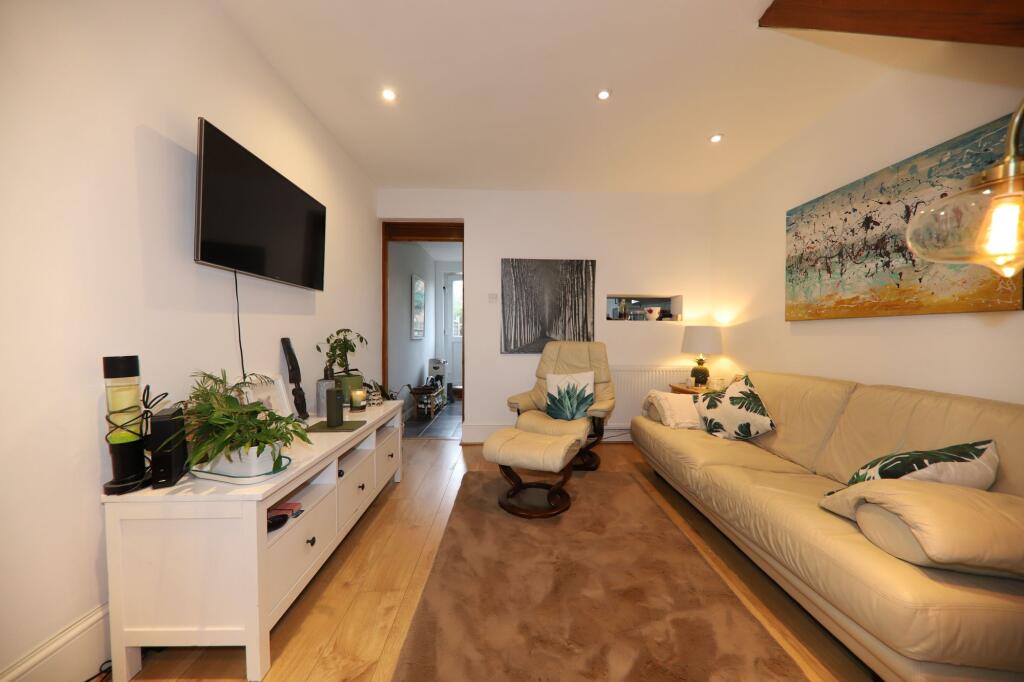 House in Watford - View 2