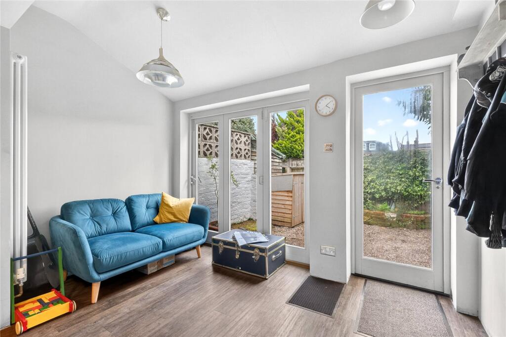 Lower Village Road, Sunninghill, Ascot, SL5 photo 4