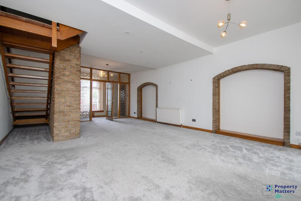 House in Hurlford, New Farm Loch - View 5
