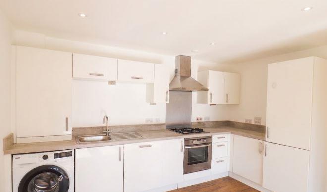 Apartment in Bromley - View 2