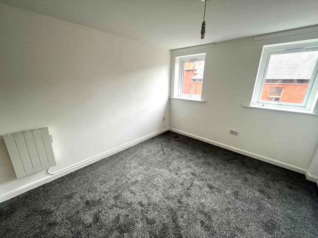Apartment in Nottingham - View 3