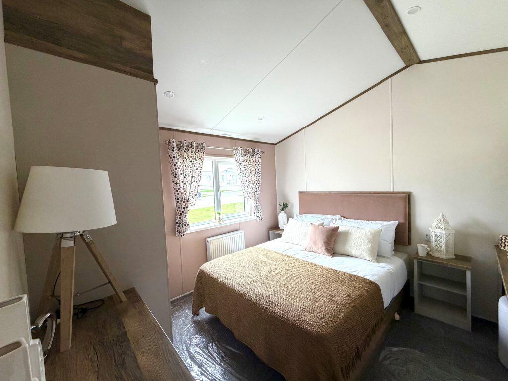 House in Norwich - View 5
