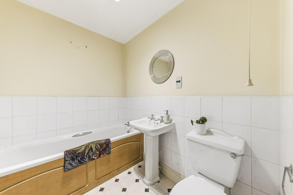 Additional image 10 of The Strone, Apperley Bridge, BD10