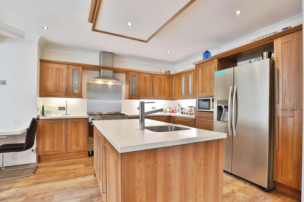 Additional image 4 of Wimborne Road, BOURNEMOUTH, Dorset, BH10