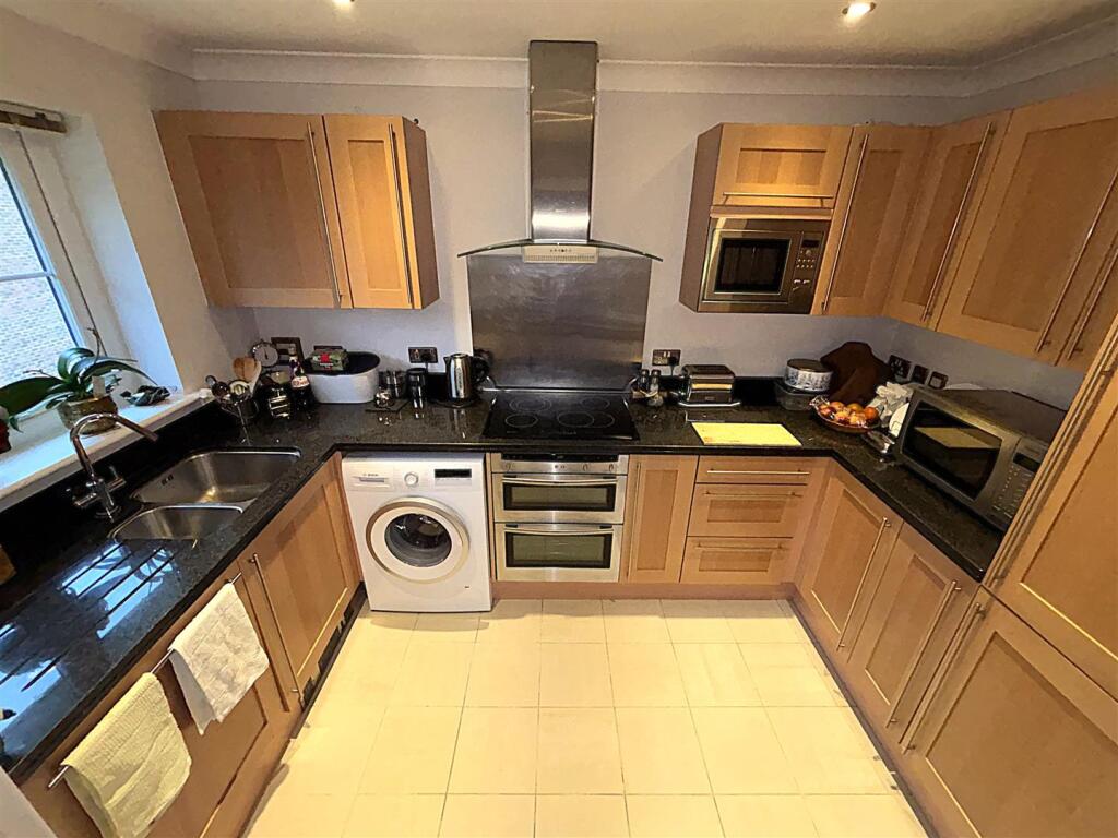 Suffolk House, 2 South Hill Road, Bromley photo 3