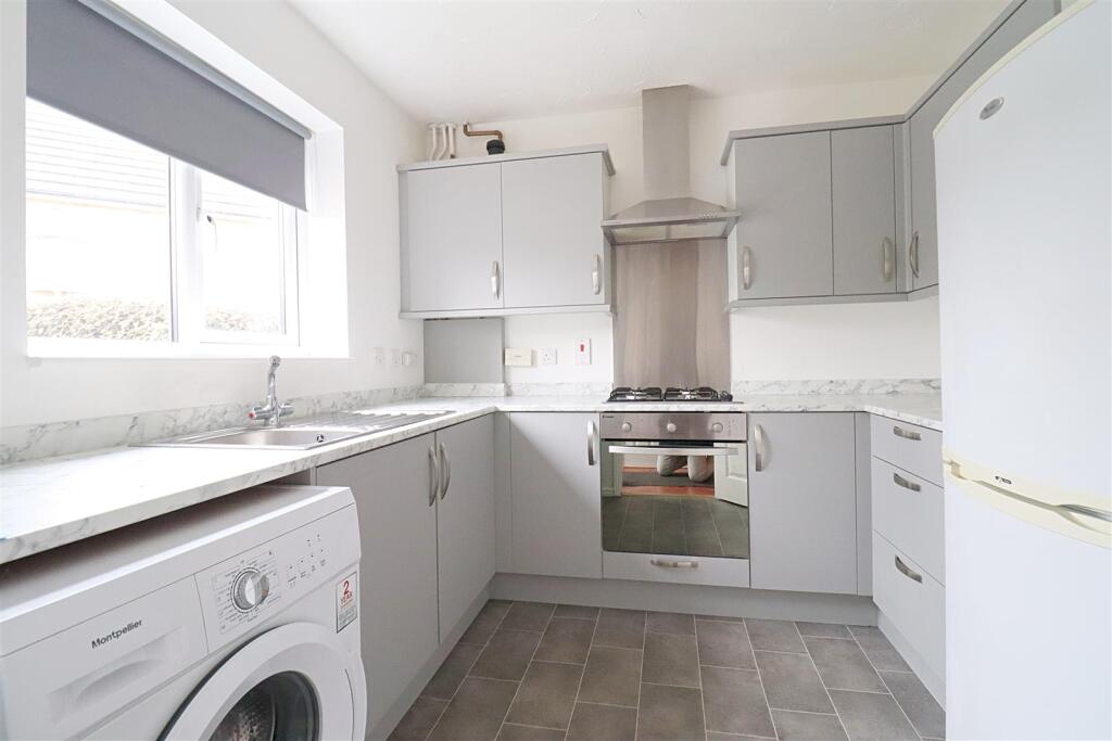House in Braintree, Great Notley - View 2