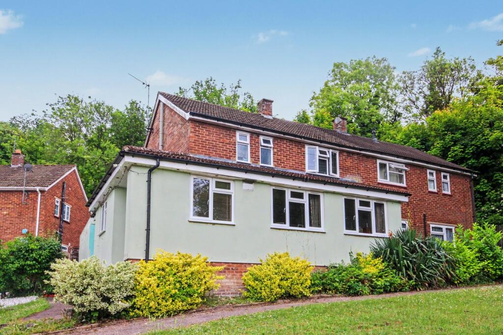 Main image of property: Beechwood Close, Baldock, SG7