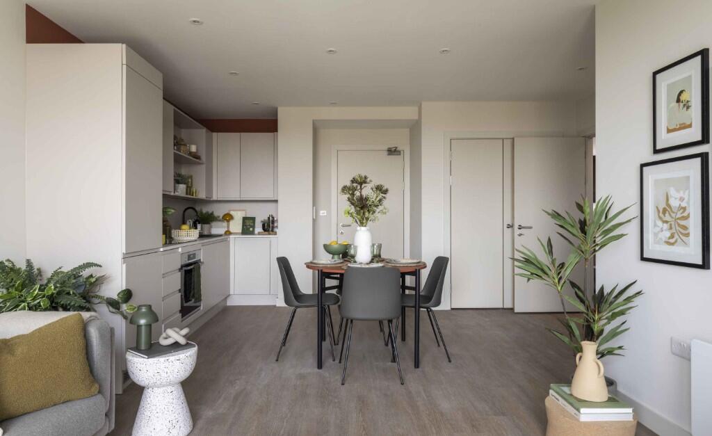 Main image of property: Apartment 38, Hove Gardens, 5 Ethel Street, Hove, East Sussex, BN3