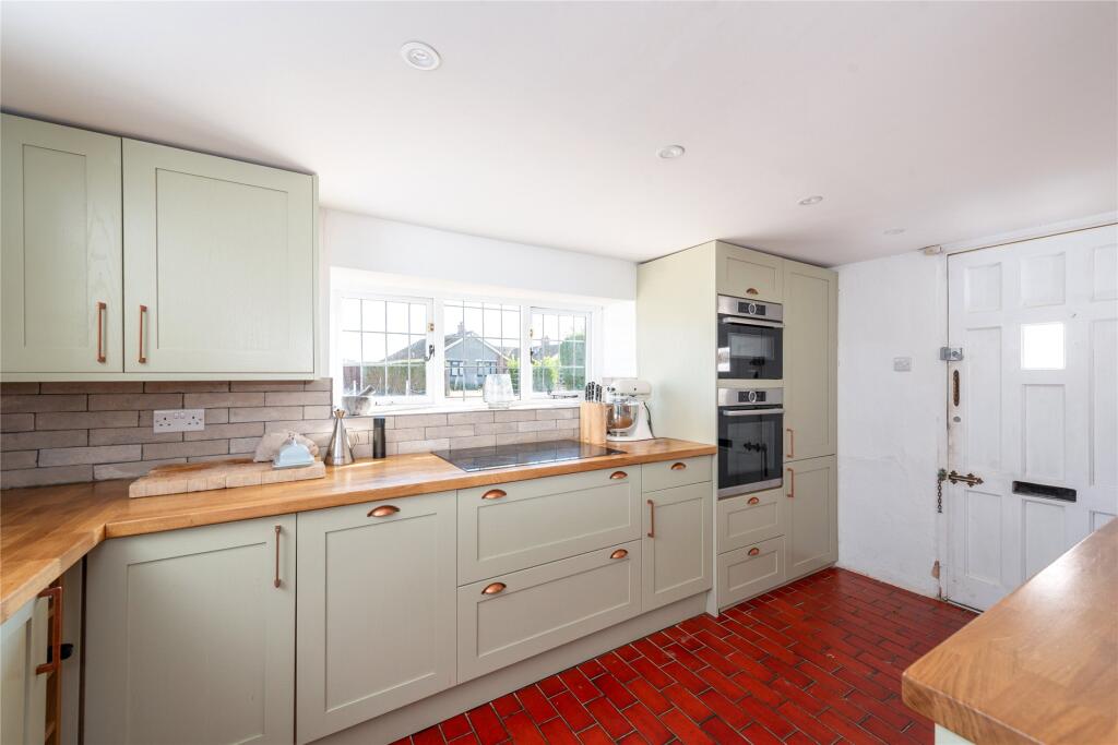 House in Bishopstone, Stone with Bishopstone and Hartwell - More