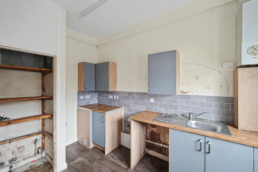 Apartment in Newcastle upon Tyne, Tyne and Wear - View 5