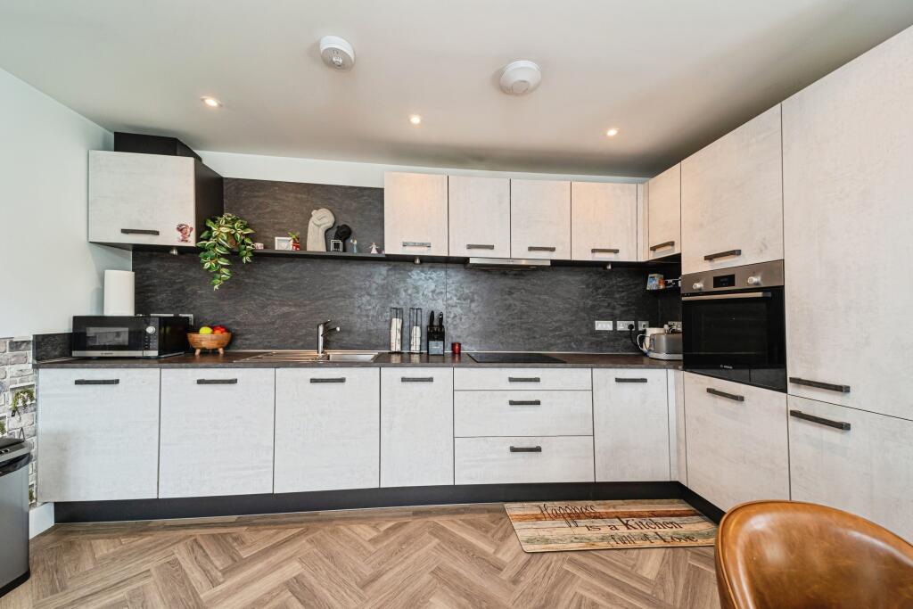 Apartment in Glasgow - More
