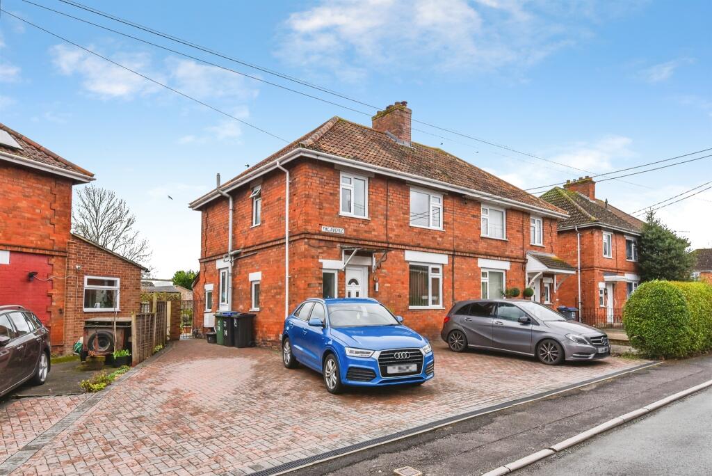 Main image of property: The Avenue, WESTBURY