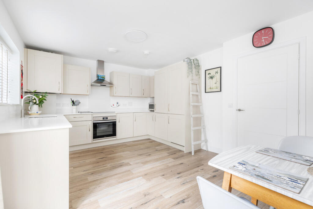 House in Chichester - View 4