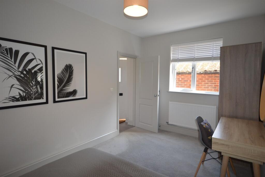 Apartment in Manchester - More