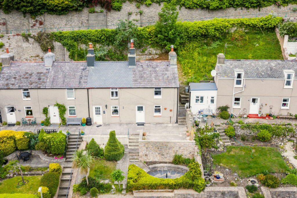 2-bed terraced on Cwlach Street,Llandudno,LL30 2HR, £180,000