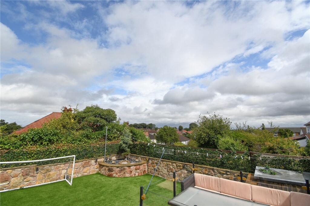 Florence Avenue, Heswall, Wirral photo 4