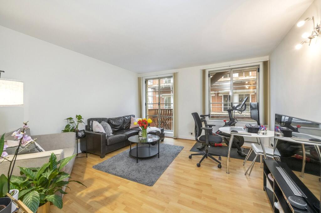 Main image of property: The Circle,
Queen Elizabeth Street, SE1