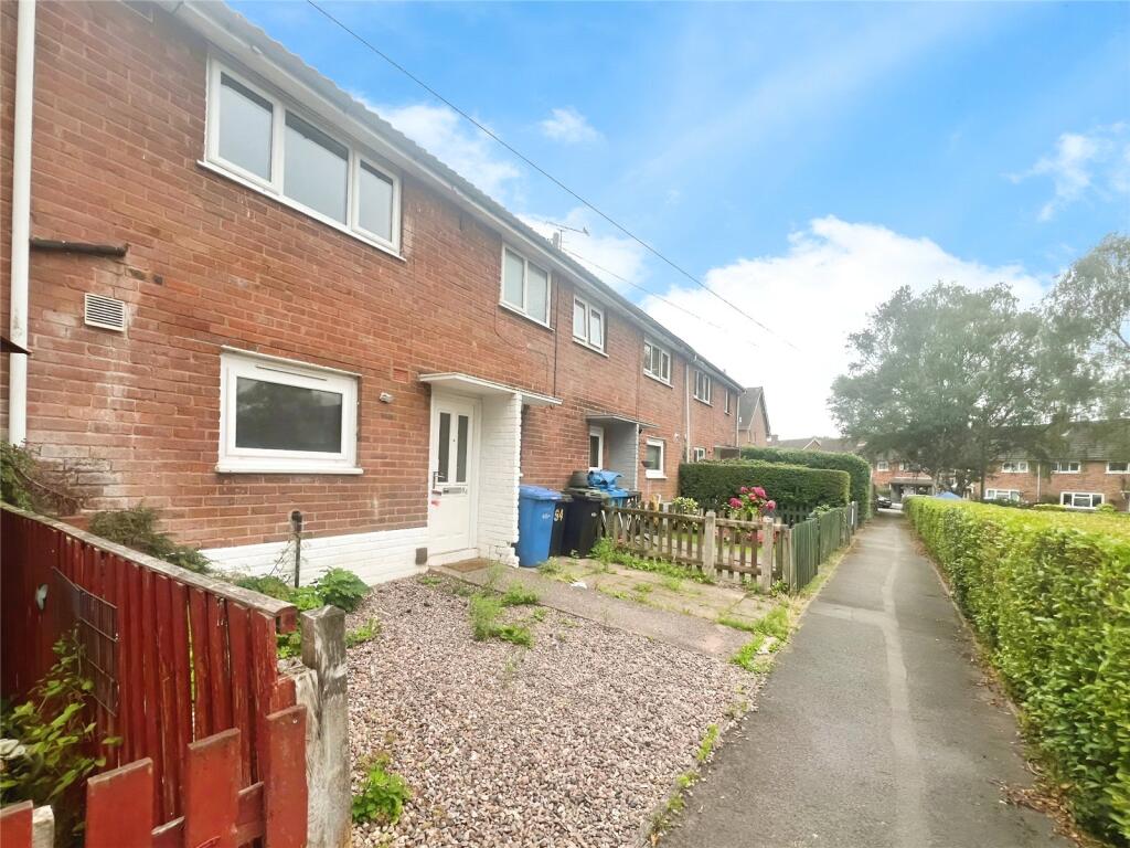 3-bed terraced on Lamb Crescent, Wombourne, Wolverhampton, Staffordshire, WV5, £150,000
