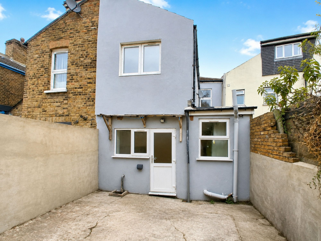 House in London - View 4
