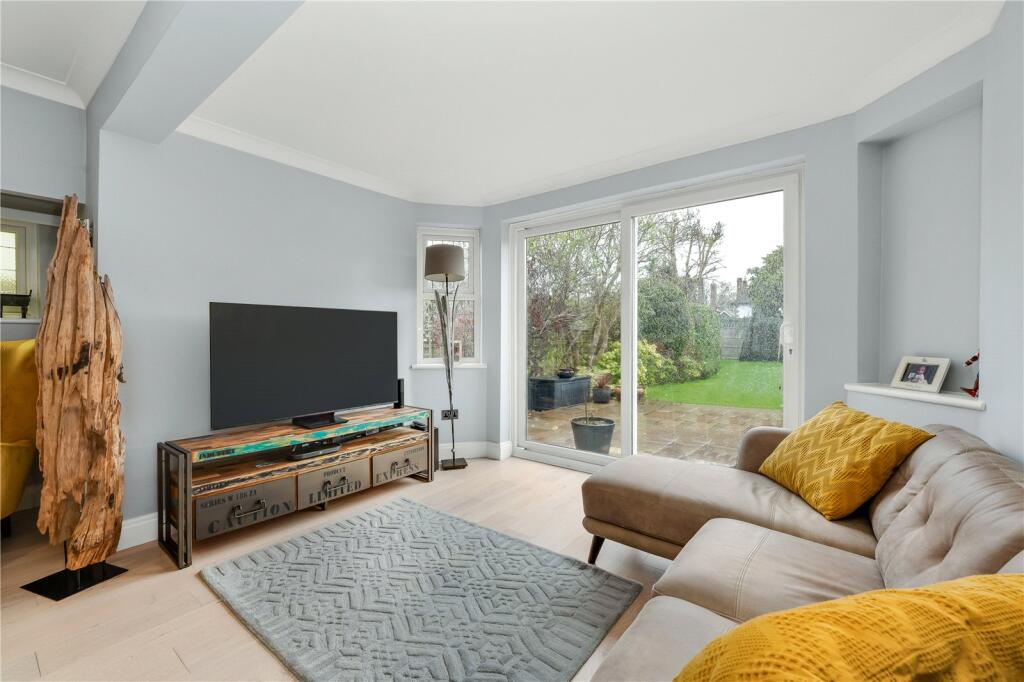 Hillcrest Gardens, Esher, Surrey, KT10 image 5