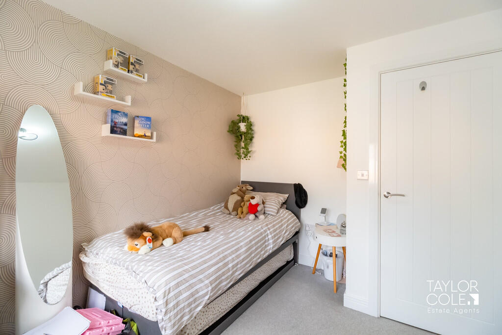 Additional image 22 of Narcissus Close, Tamworth