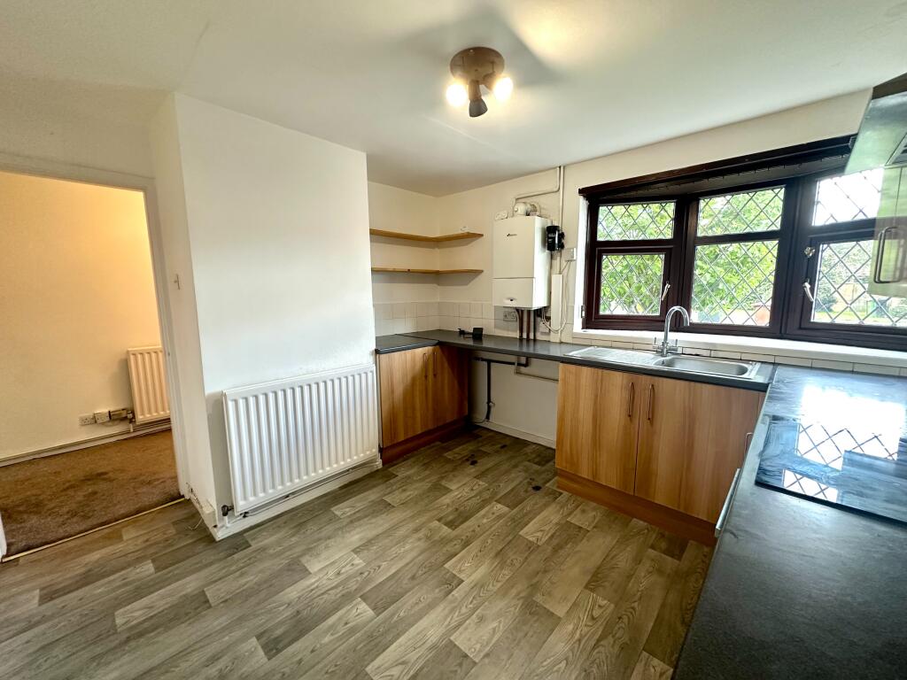 House in Walsall, West Midlands - View 4