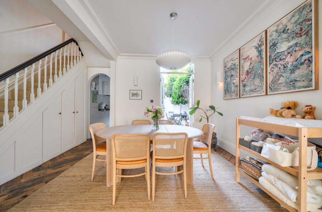 House in London, Kentish Town - View 3