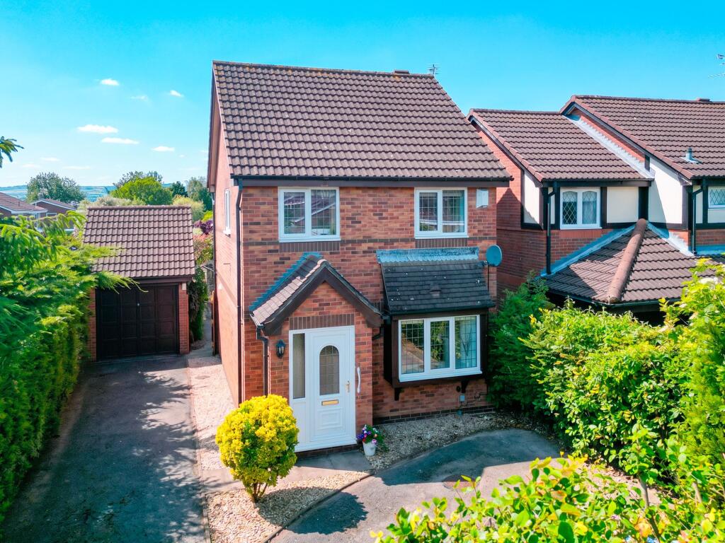 Main image of property: Colliery Green Drive, Little Neston, CH64