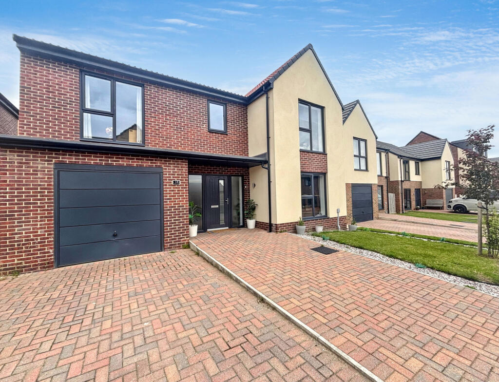 Main image of property: Barn Close, Willow Farm, Choppington, Northumberland, NE62 5EU