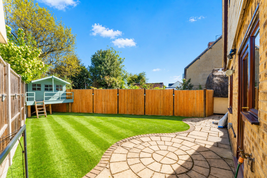 House in Uttlesford, Hatfield Heath - View 2