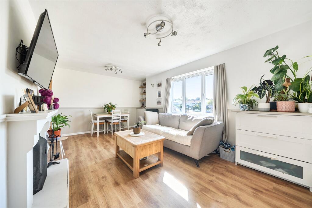 Apartment in Tandridge, Tatsfield - View 2