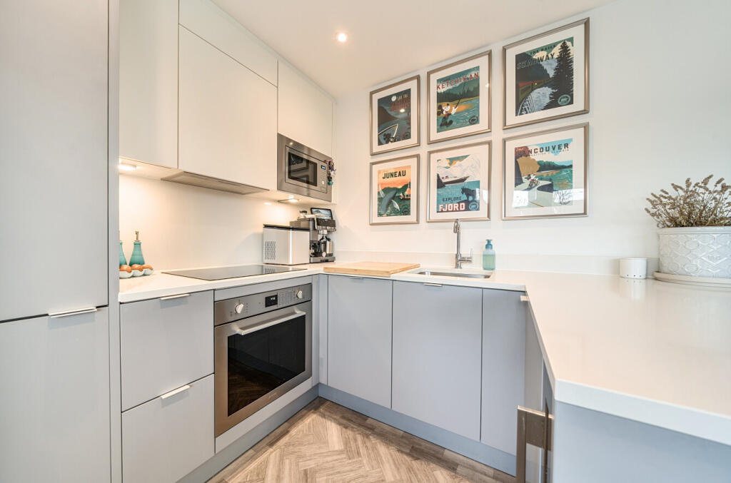 Apartment in London - View 4