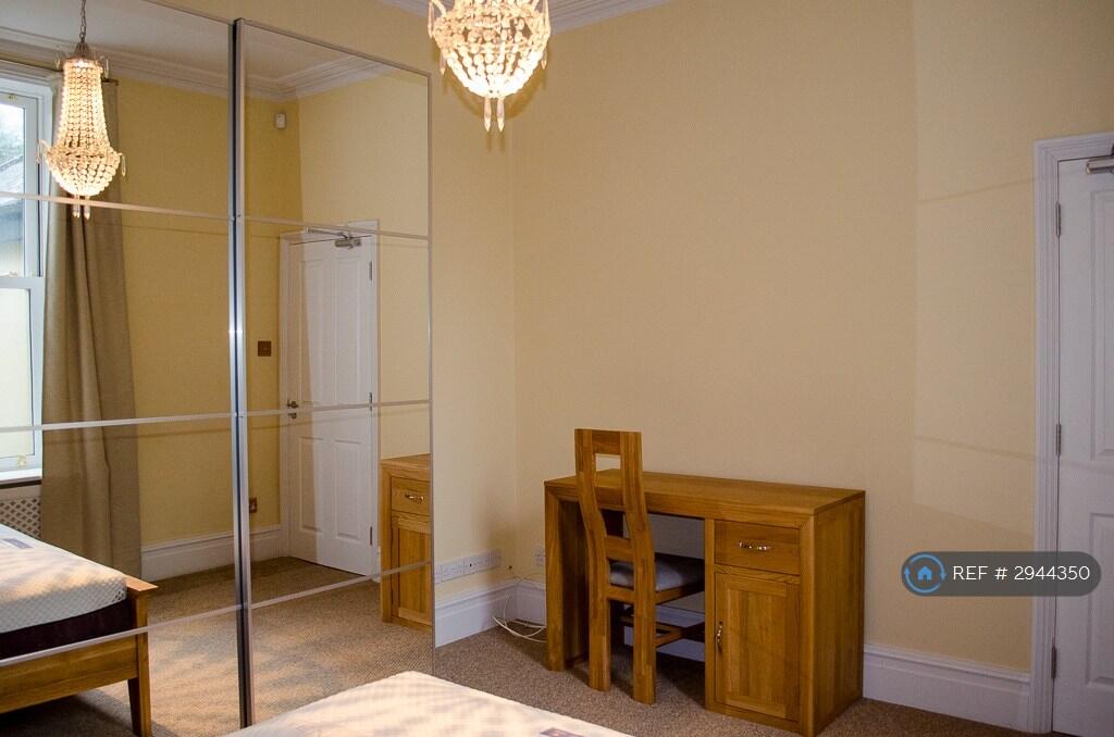 House in Bristol - View 4