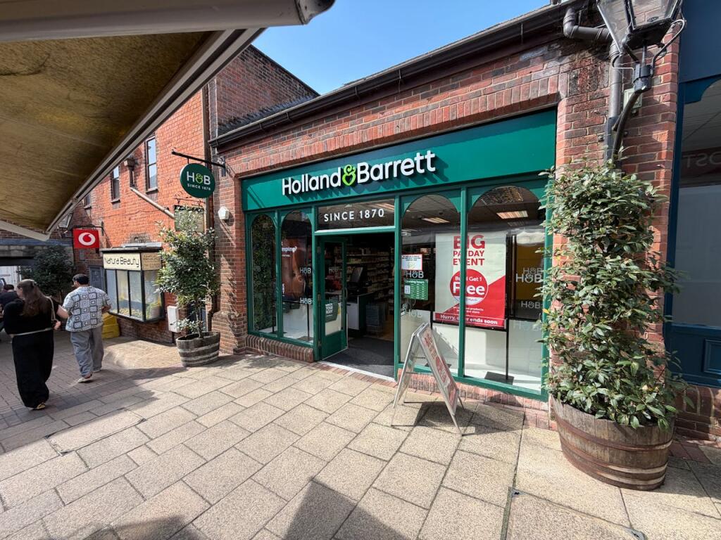 Main image of property: 9 Westbrook Walk, Alton, GU34 1HZ