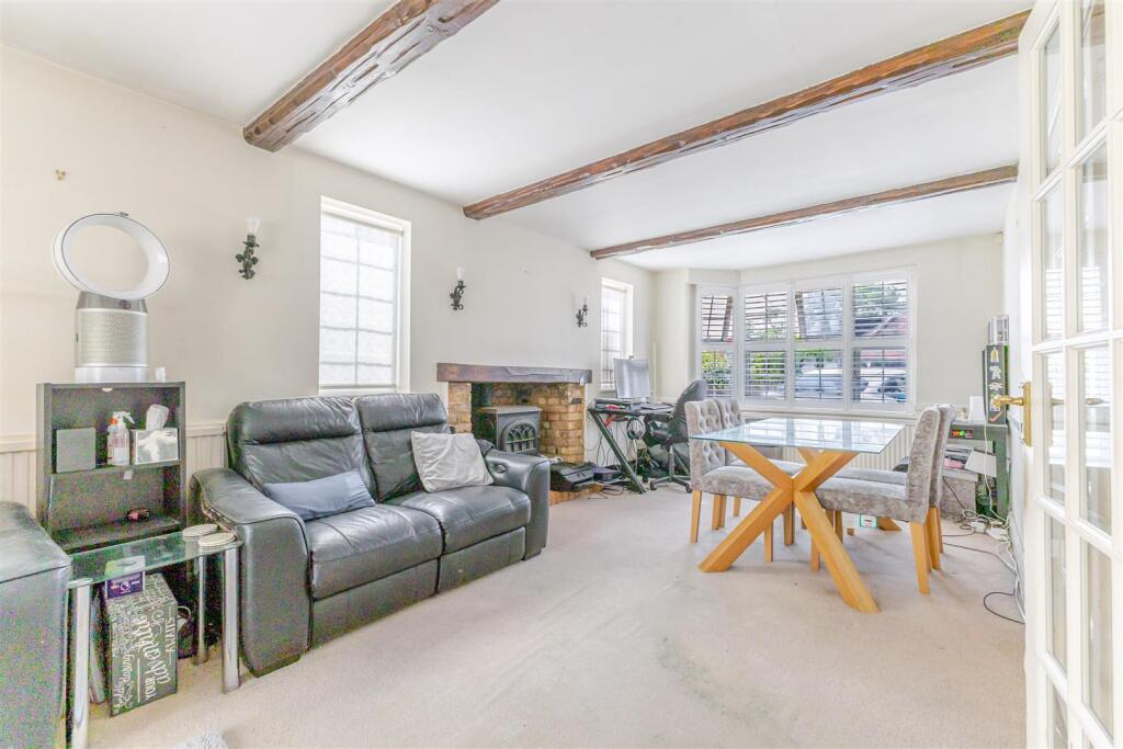 House in Southall - View 5