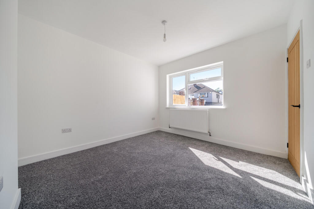 Plantation Road, Hextable, Swanley photo 5