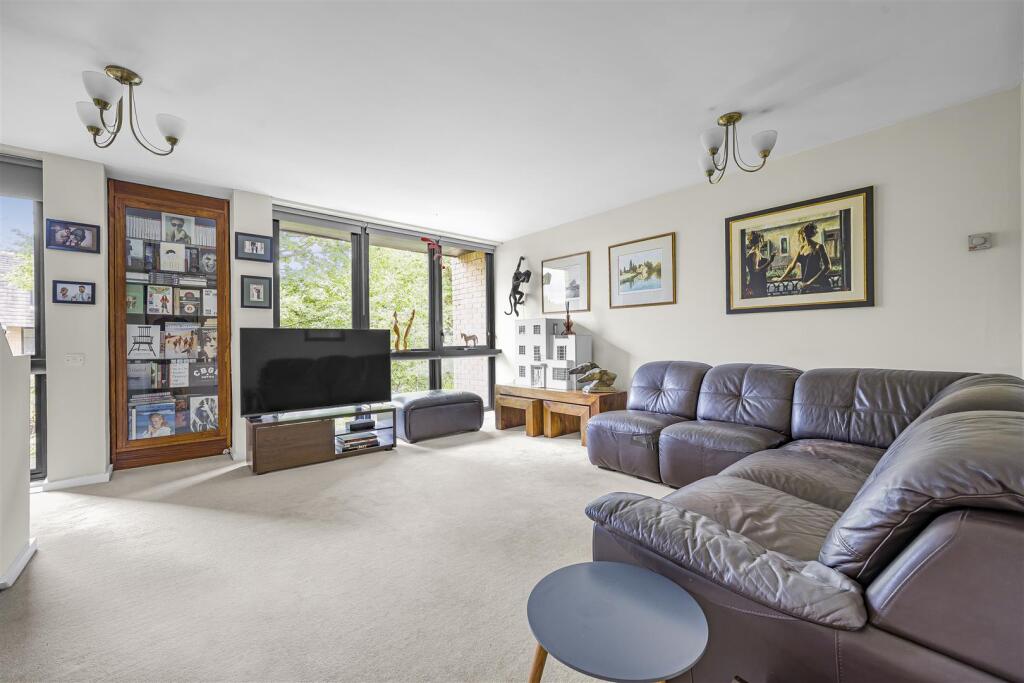 House in Bristol - More